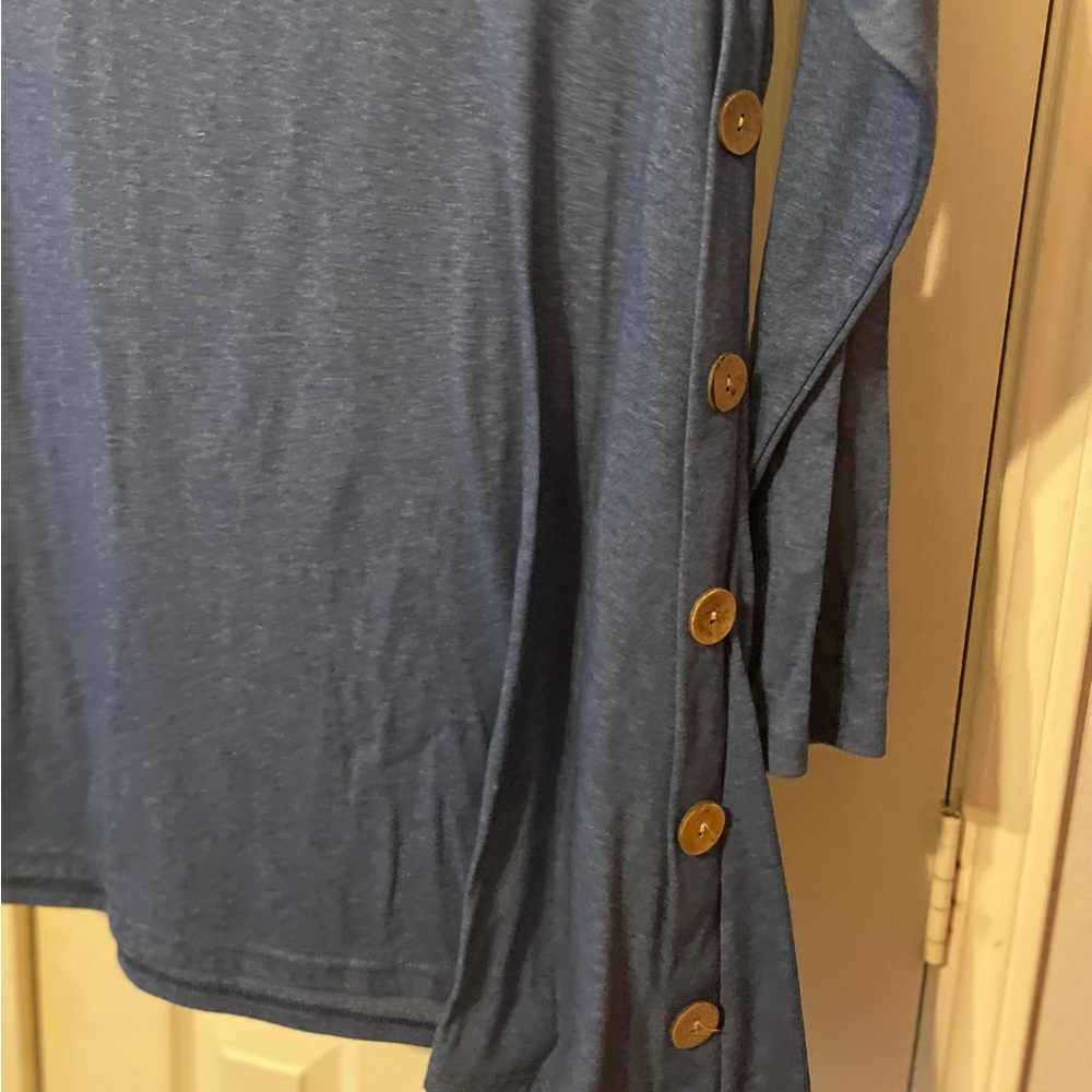 Genjun Asymmetrical Top - Picture 3 of 4